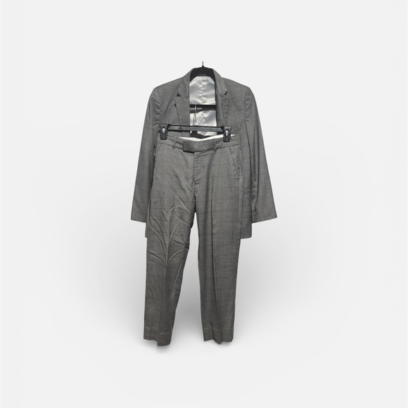 Calvin Klein Boys Classic Gray Pinstripe Men's Suit - Picture 4 of 7